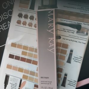 CC CREAM  Very deep brown. Foundation